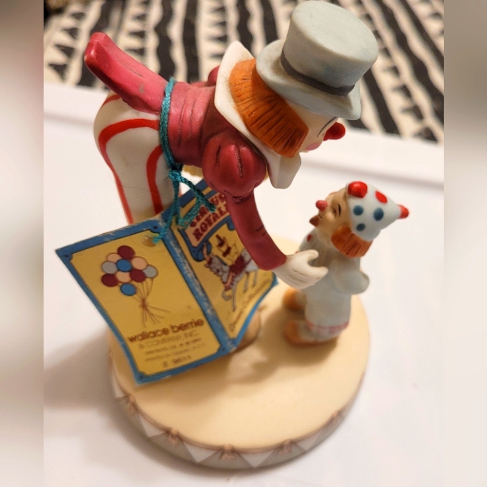 CIRCUS ROYALE #9609 WALLACE BERRIE 1983 TALL & SHORT CLOWNS With Original Tag